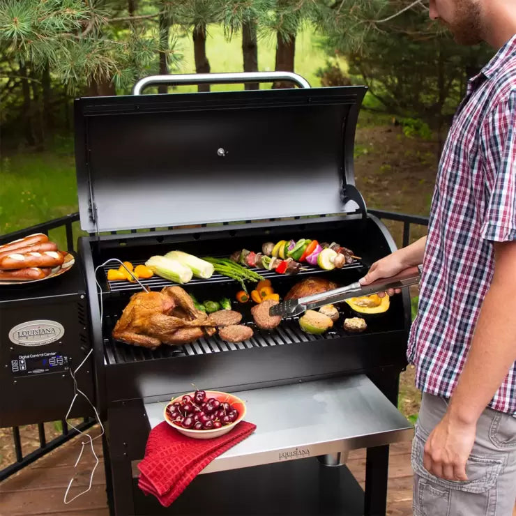 Louisiana Grills 900 Series Electric Wood Pellet Grill And Smoker + Cover