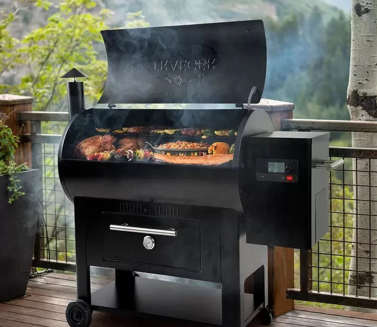 Traeger Century 885 Wood Pellet Grill & Smoker + Cover