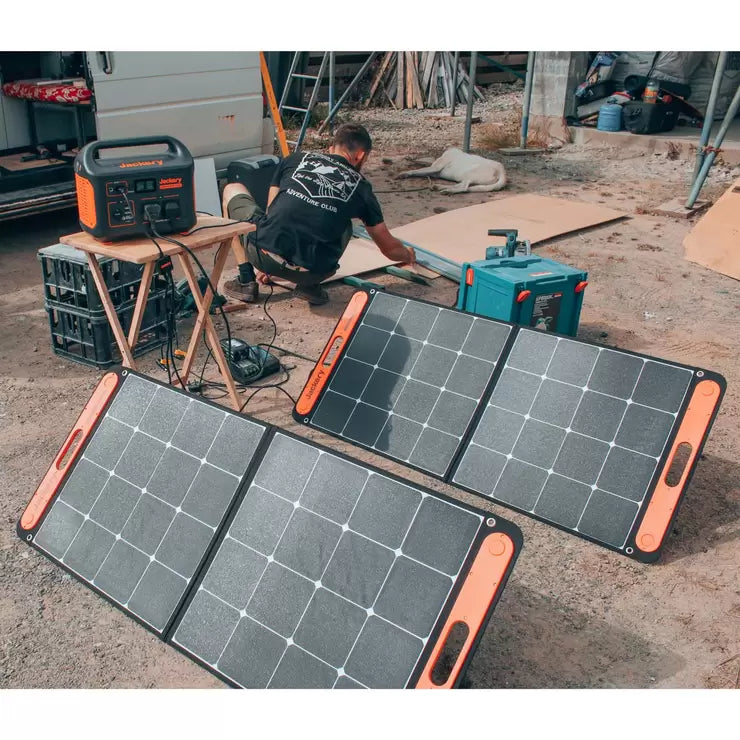 Jackery Explorer 1000 1002Wh Portable Power Station with 2 x 100W SolarSaga Solar Panel