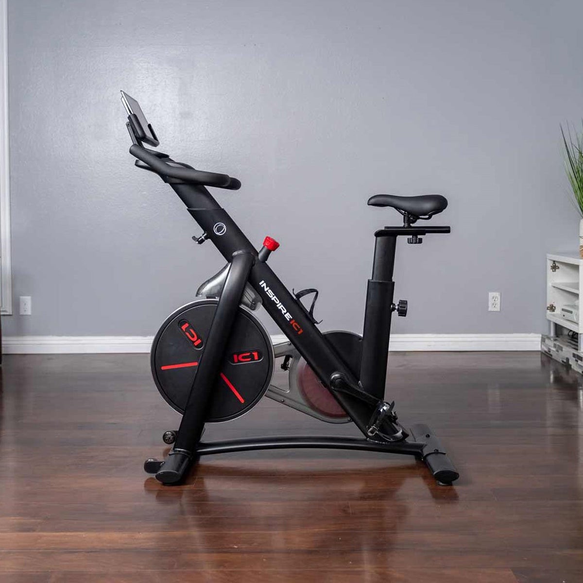 Inspire Fitness IC1.5 Indoor Cycle with 1 Year Inspire App Membership - Delivery Only