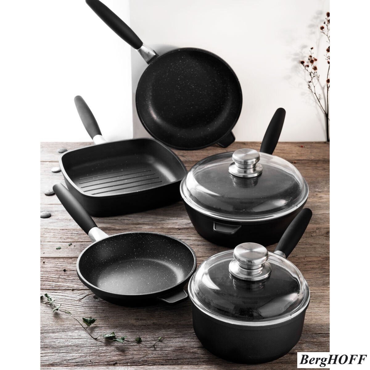 BergHOFF Champion Eurocast 7 Piece Cookware Set - Signature Retail Stores
