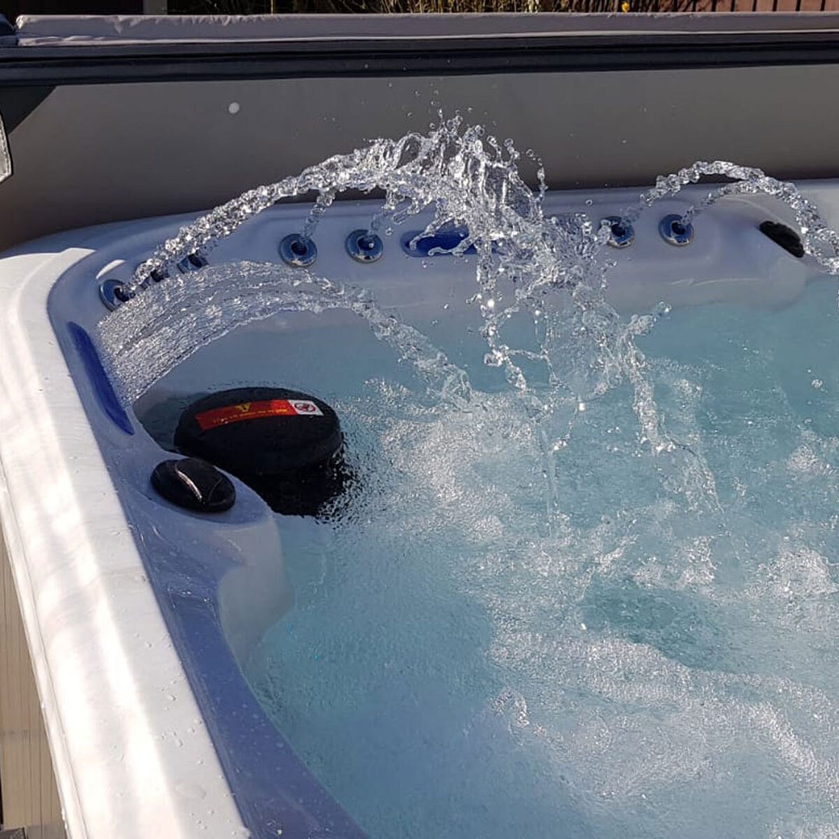 Blue Whale Spa Royal Beach 110-Jet 6 Person Hot Tub - Delivered and Installed - Signature Retail Stores